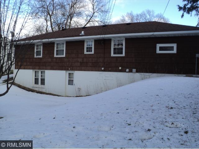1020 Valley View Rd, Faribault, MN 55021 photo 3