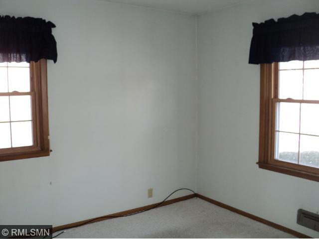 1020 Valley View Rd, Faribault, MN 55021 photo 12