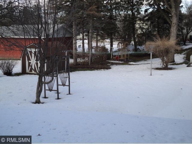 1020 Valley View Rd, Faribault, MN 55021 photo 2