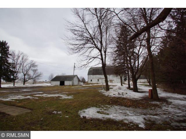 10251 E 250th St, Kenyon, MN 55946 photo 2
