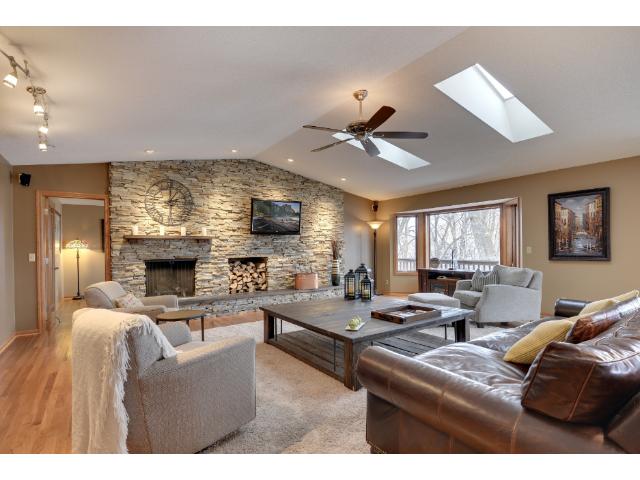 865 Windjammer Ln, Mound, MN 55364 photo 1