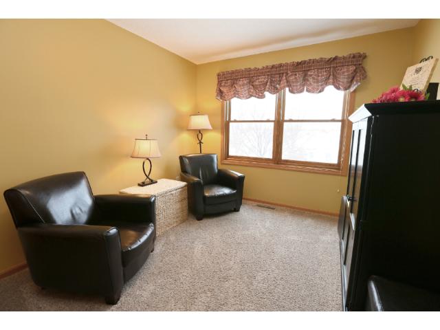 9354 White Oaks Trl, Champlin, MN 55316 photo 10
