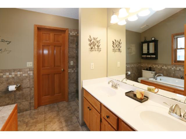 9354 White Oaks Trl, Champlin, MN 55316 photo 8