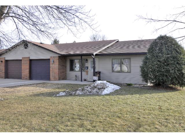 1102 3rd St NE, Waseca, MN 56093 photo 2