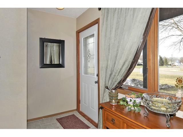 1102 3rd St NE, Waseca, MN 56093 photo 3