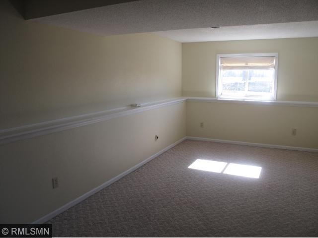 6516 Laurel Rd, Saint Cloud, MN 56303 photo 12