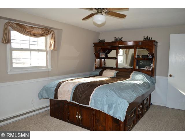 923 Brian Ct, Saint Cloud, MN 56303 photo 9