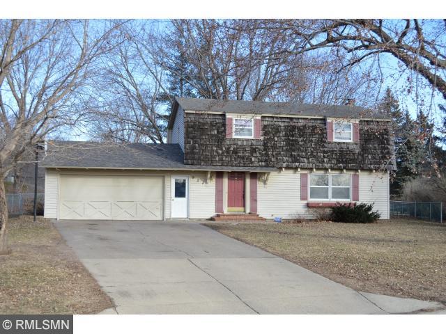 923 Brian Ct, Saint Cloud, MN 56303 photo 1