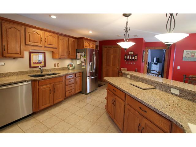 8087 Strawberry Ln, Brainerd, MN 56401 photo 3