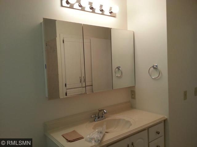 1522 Etna St, Saint Paul, MN 55106 photo 7