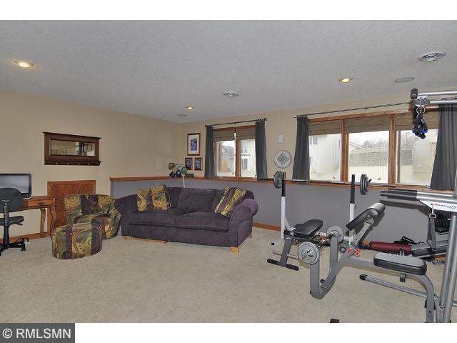 2314 Chase Dr, Faribault, MN 55021 photo 11