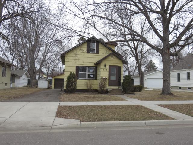 818 11th Ave N, Saint Cloud, MN 56303 photo 1