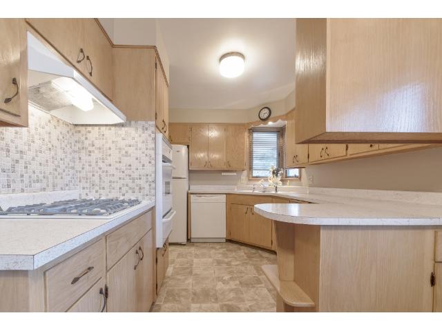1021 12th Ave SE, Saint Cloud, MN 56304 photo 4