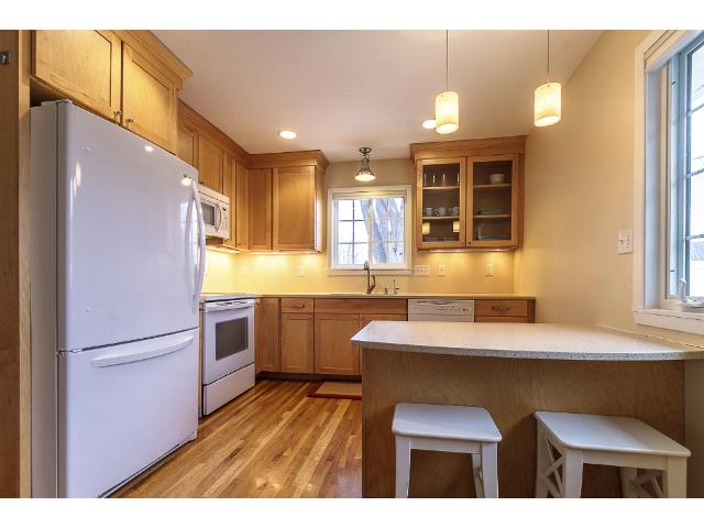 1019 Mitchell Dr, Faribault, MN 55021 photo 5