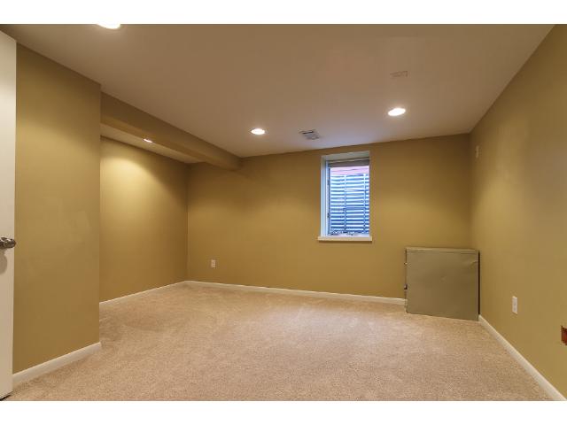 1019 Mitchell Dr, Faribault, MN 55021 photo 15
