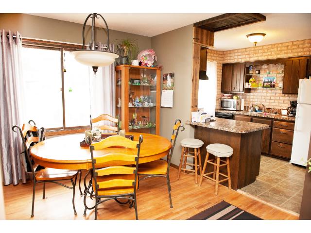 1721 Cochrane Ave, Eagan, MN 55122 photo 5