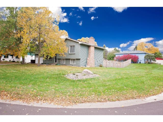 1721 Cochrane Ave, Eagan, MN 55122 photo 1