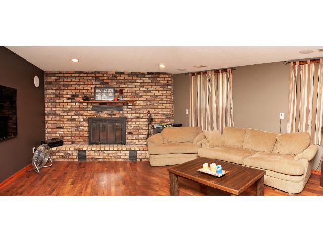 1721 Cochrane Ave, Eagan, MN 55122 photo 12