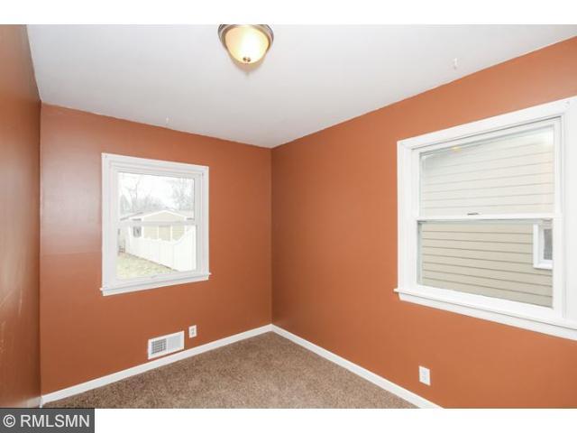 4279 Amber Dr, Eagan, MN 55122 photo 7