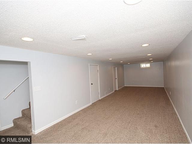 4279 Amber Dr, Eagan, MN 55122 photo 10