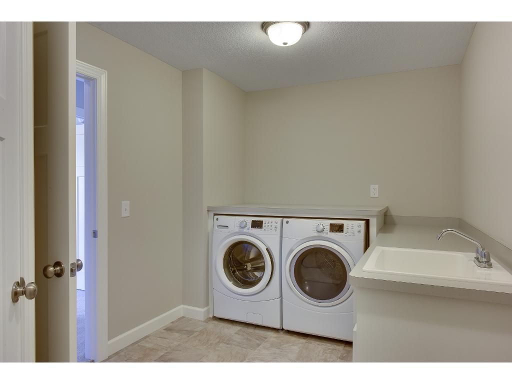 10602 Brookside Trl, Champlin, MN 55316 photo 13
