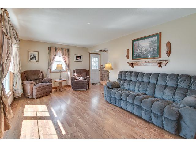 2033 Orange Ave E, Saint Paul, MN 55119 photo 5