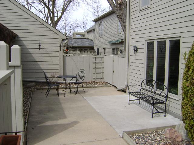 4967 Devonshire Cir, Excelsior, MN 55331 photo 10