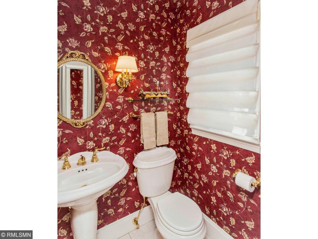 3601 Greysolon Rd, Duluth, MN 55804 photo 21