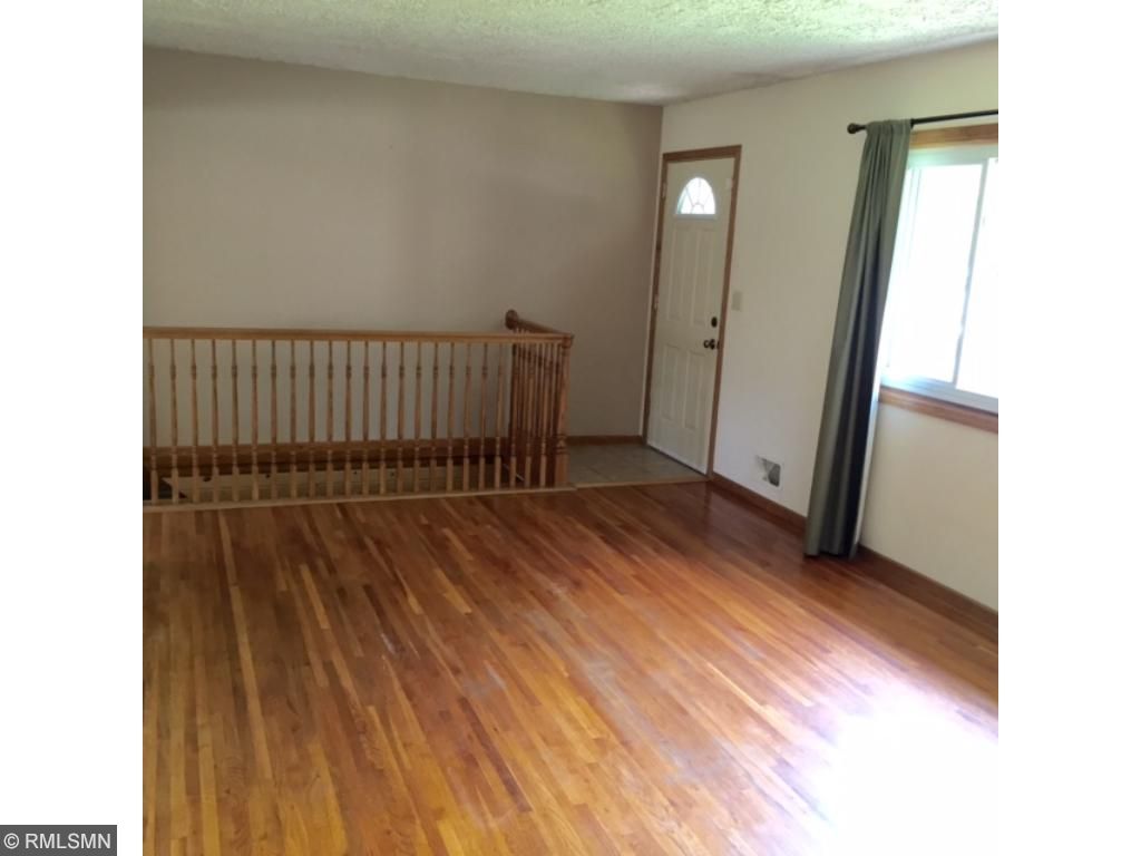 4218 Sandstone Dr, Eagan, MN 55122 photo 5