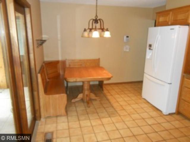 1346 Berry Ridge Rd, Eagan, MN 55123 photo 6