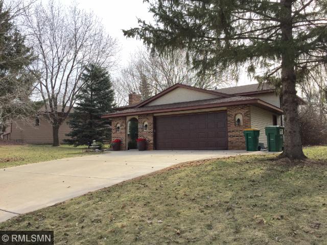 1346 Berry Ridge Rd, Eagan, MN 55123 photo 1