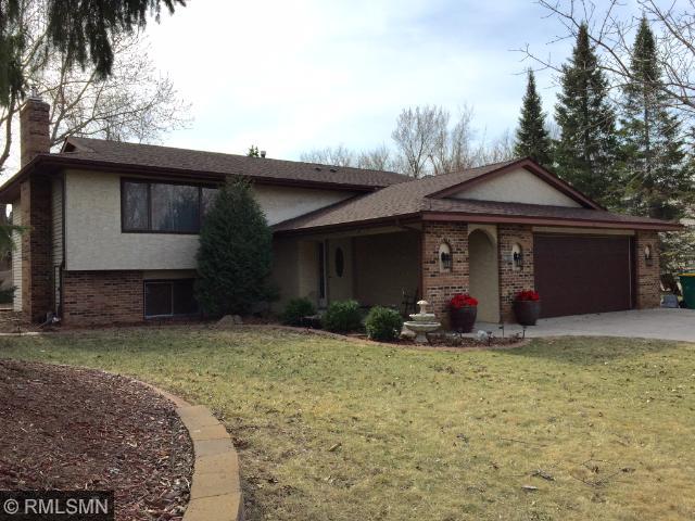 1346 Berry Ridge Rd, Eagan, MN 55123 photo 2