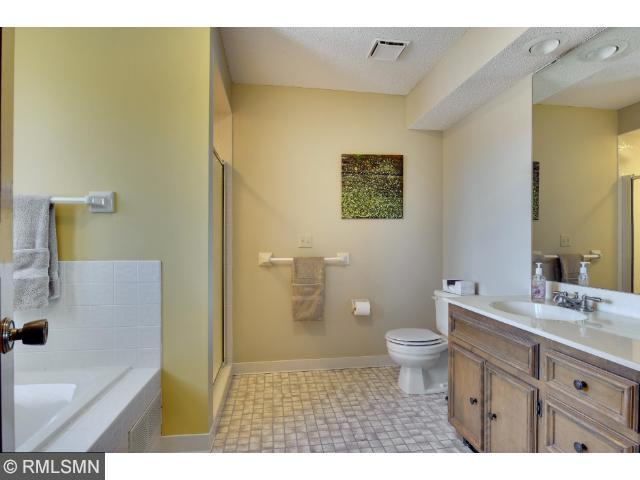 4730 Spring Creek Dr, Excelsior, MN 55331 photo 11