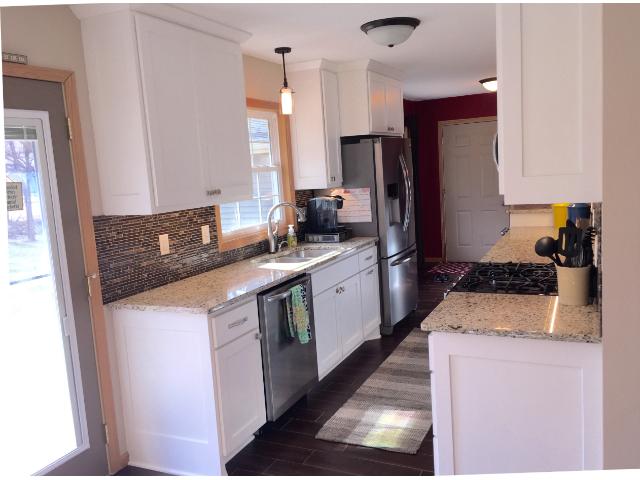5833 Shepard Cir, Champlin, MN 55316 photo 9