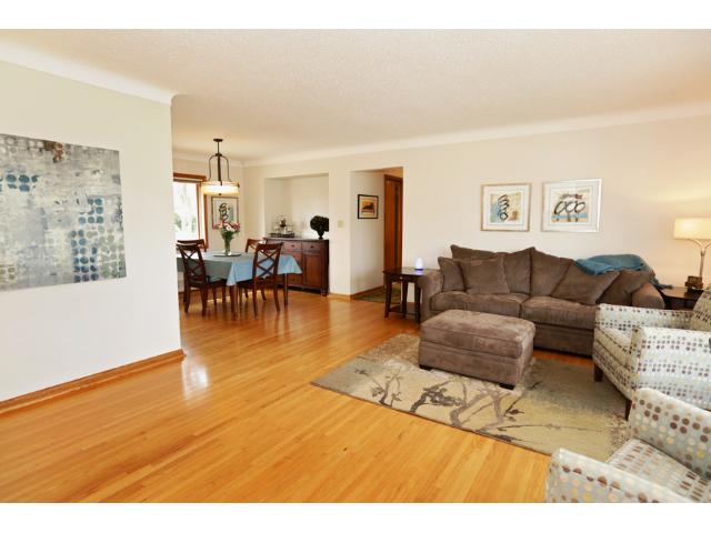 1448 Glenhill Rd, Saint Paul, MN 55112 photo 3
