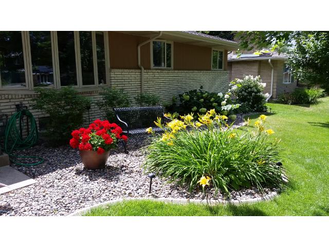 1448 Glenhill Rd, Saint Paul, MN 55112 photo 16