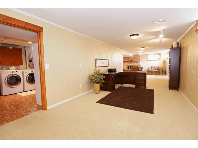1448 Glenhill Rd, Saint Paul, MN 55112 photo 10