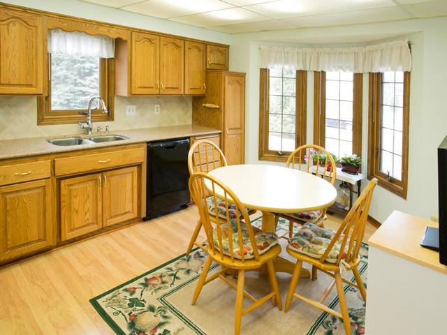7125 River Shore Ln N, Champlin, MN 55316 photo 3