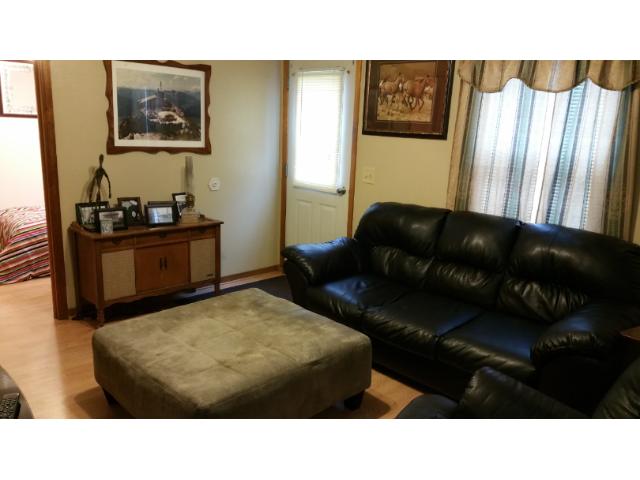 620 5th St N, Saint Peter, MN 56082 photo 3