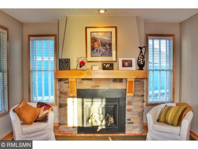 1022 Pioneer Trl, Bayport, MN 55003 photo 4