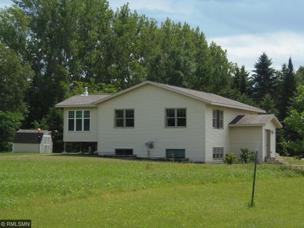302 3rd Ave NE, Bertha, MN 56437 photo 1
