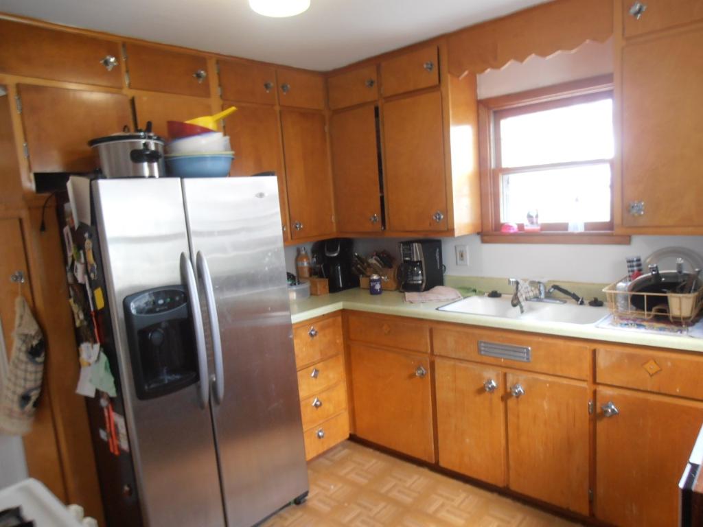 221 3rd St, Kenyon, MN 55946 photo 5