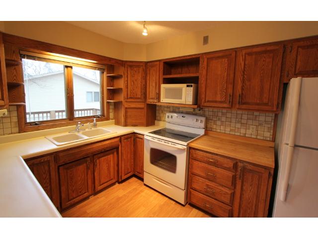 14309 Memorywood Dr, Baxter, MN 56425 photo 2