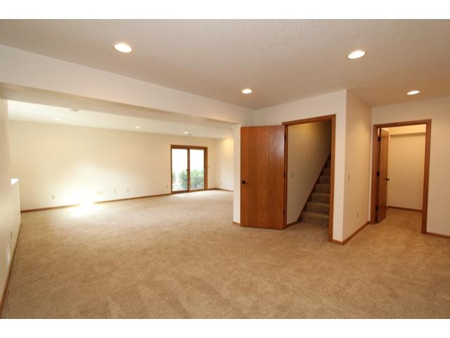 3983 Denmark Ave, Eagan, MN 55123 photo 11