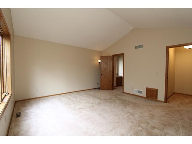 3983 Denmark Ave, Eagan, MN 55123 photo 9