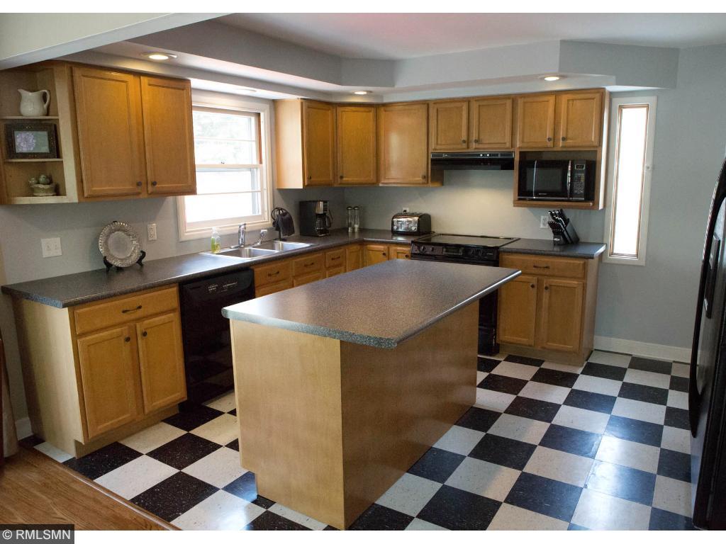 851 SW 6th Ave, Faribault, MN 55021 photo 5