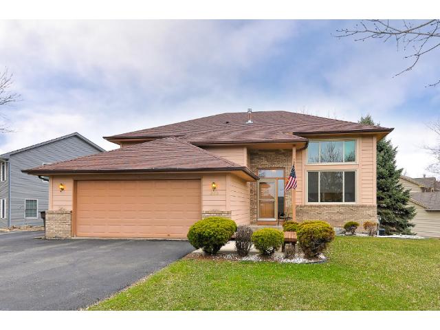 200 Lily Pond Cir, Loretto, MN 55357 photo 1
