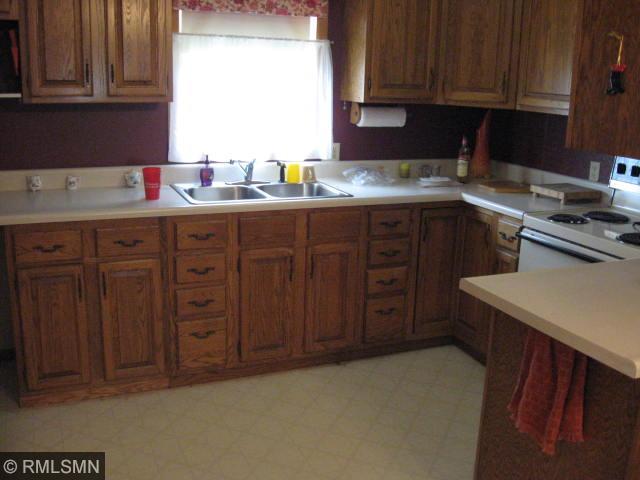 1412 14th St E, Glencoe, MN 55336 photo 4