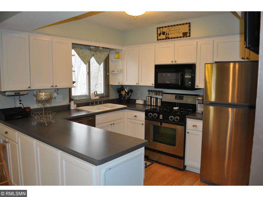 4937 Crestview Rd, Mound, MN 55364 photo 2