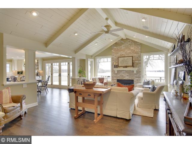 255 W Point Rd, Excelsior, MN 55331 photo 2